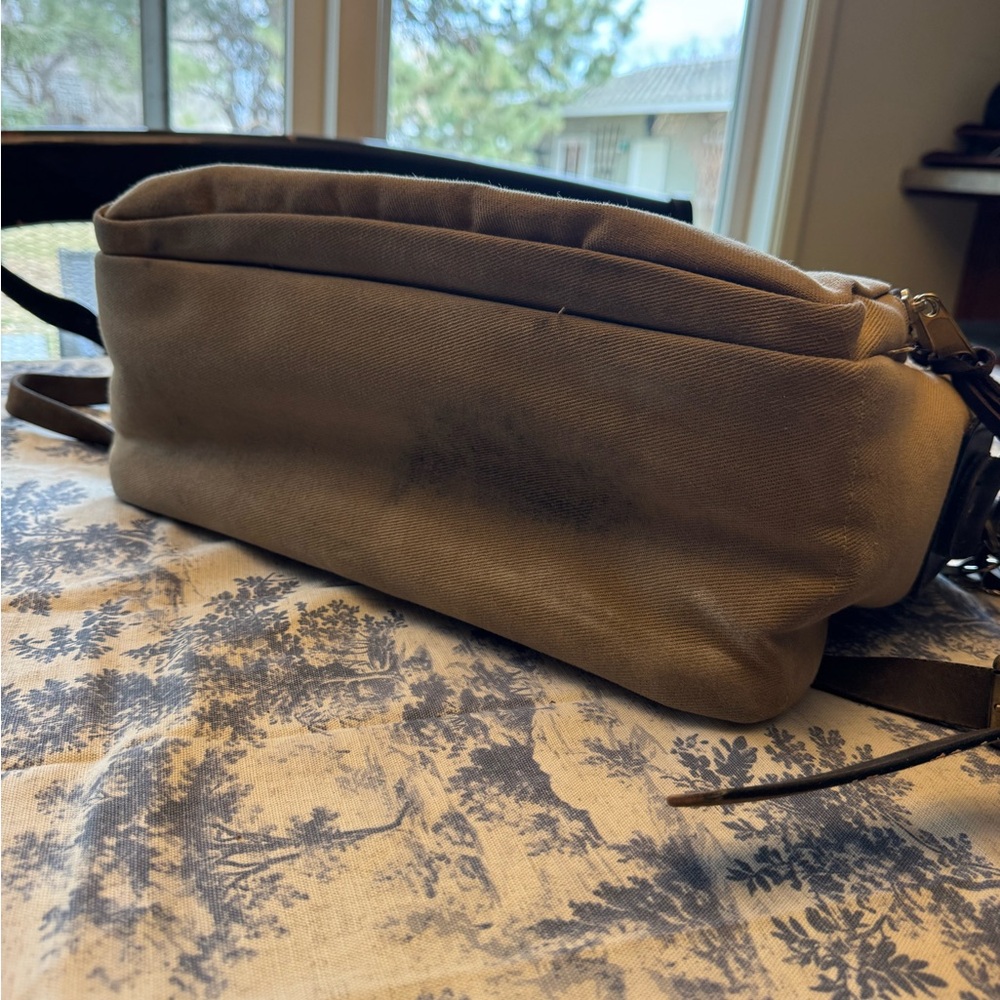 Filson 258 rugged computer bag - image 9